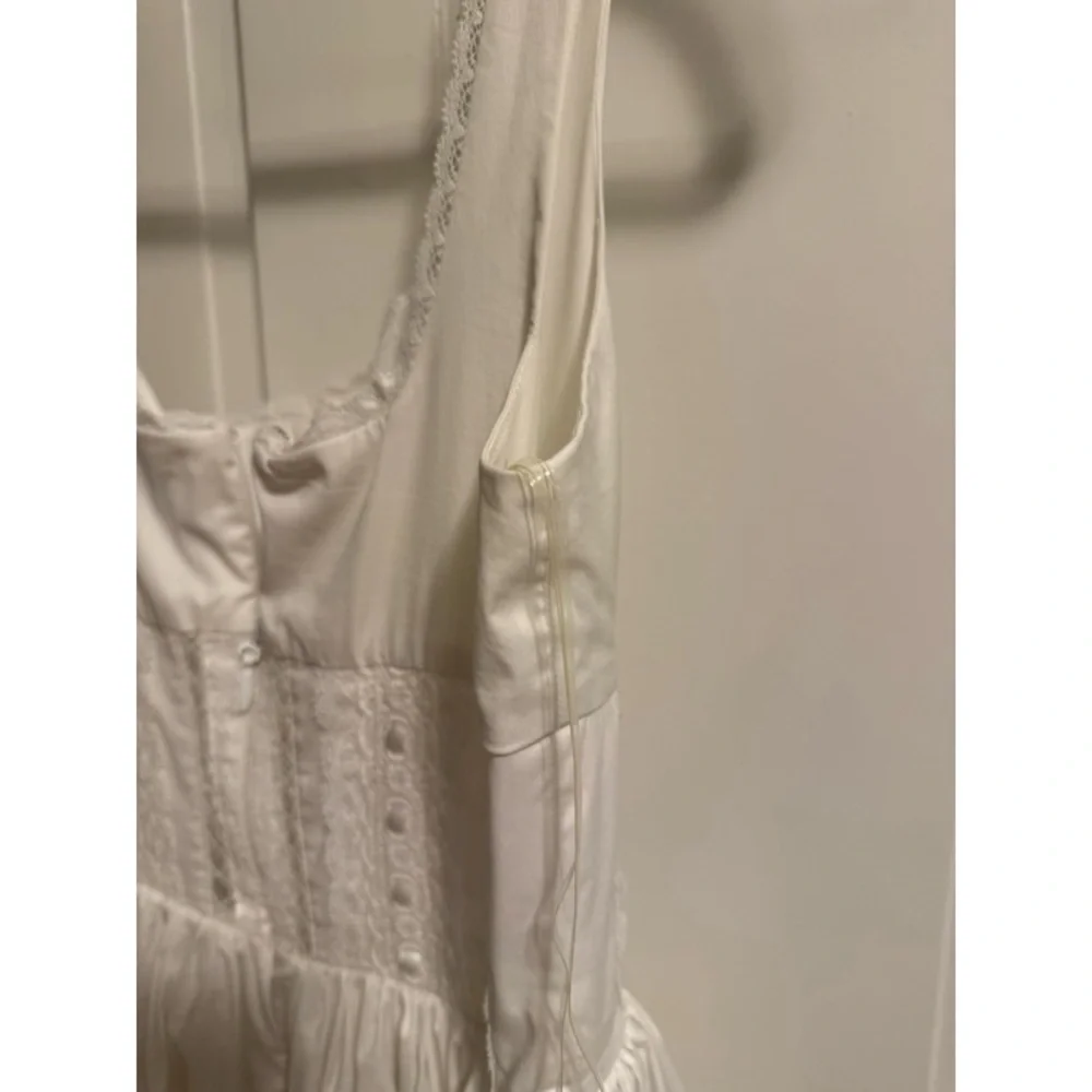 House of CB ‘Perle’ White Lace Trim Midi Dress - Picture 11 of 14